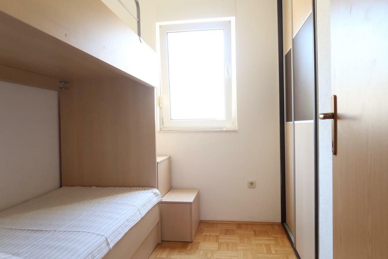Apartments Maras 普利莫顿 外观 照片